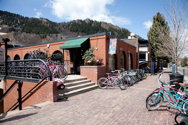 hub-of-aspen1